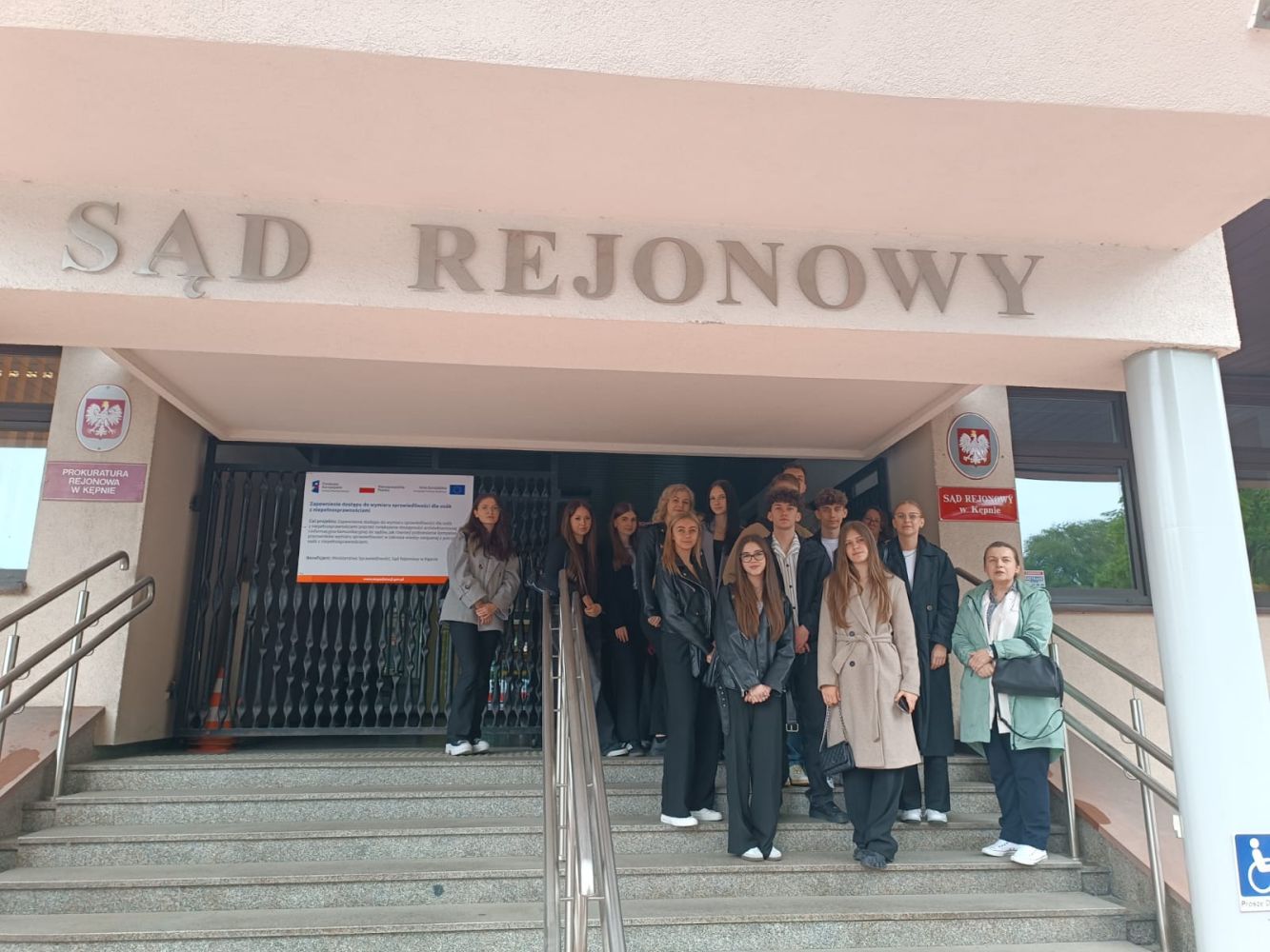 Wycieczka do Sądu Rejonowego w Kępnie – lekcja prawa w praktyce