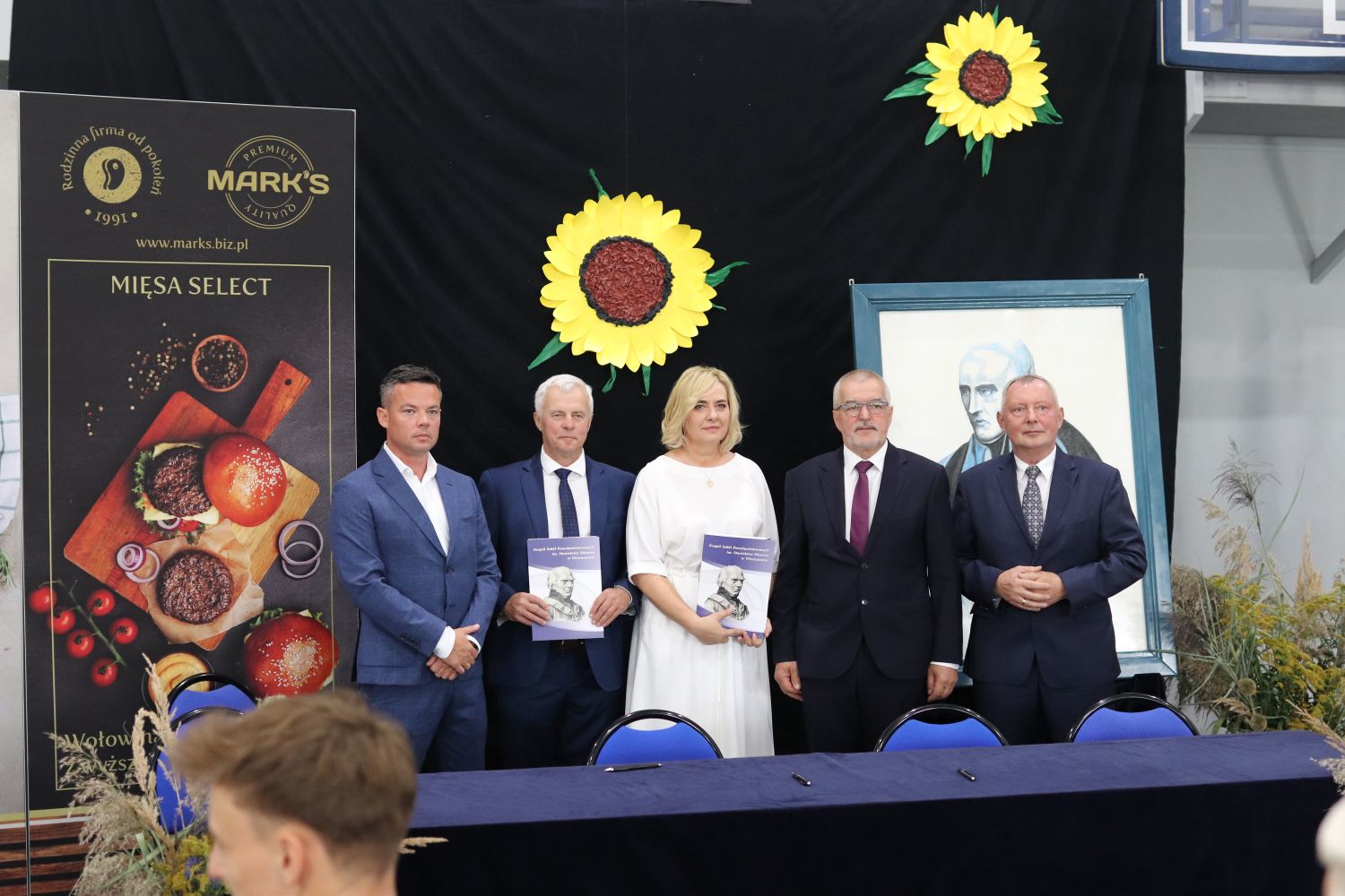 Nowy rok, nowe możliwości – inauguracja i umowa patronacka w „Staszicu”