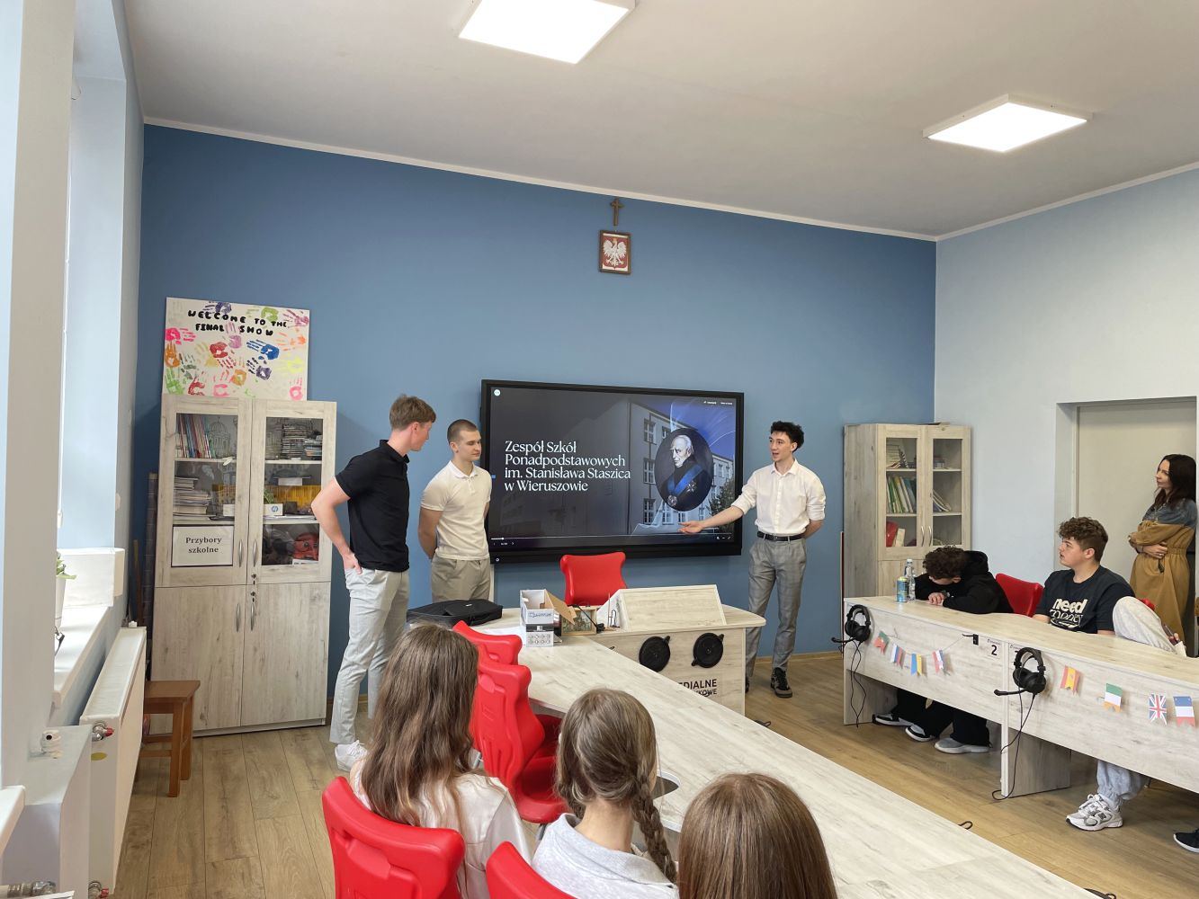 Wizyta uczniów Staszica w&nbsp;okolicznych szkołach podstawowych