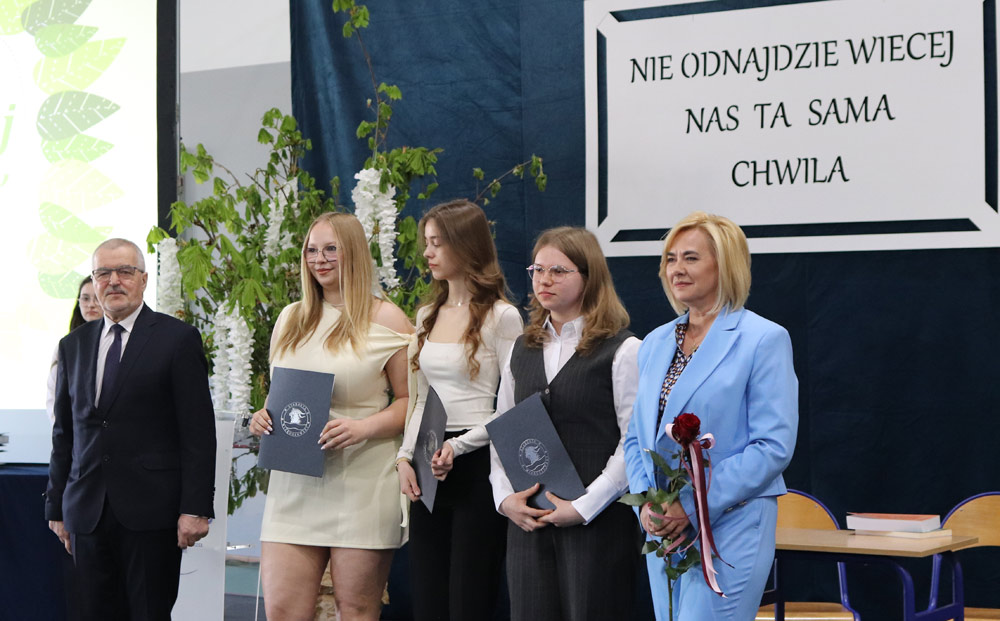 Pożegnanie klas maturalny w&nbsp;Staszicu